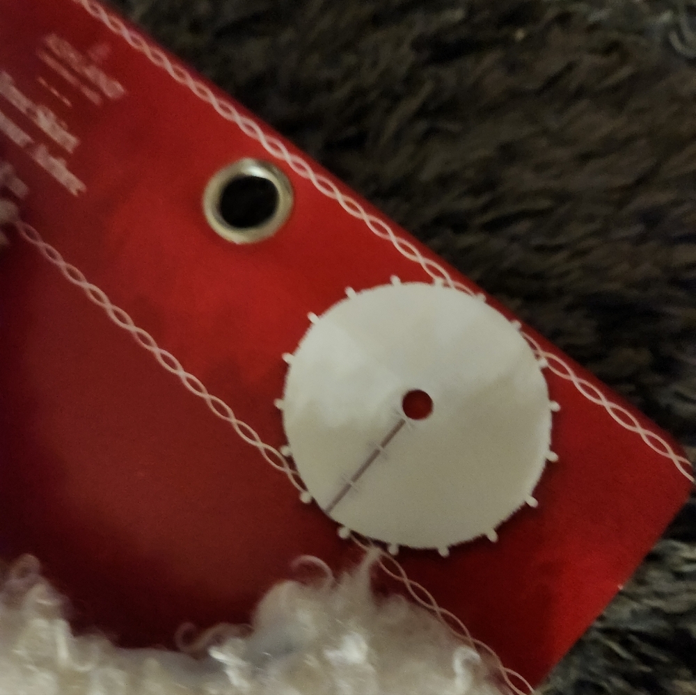 White Circular Tree Skirt With Pom poms